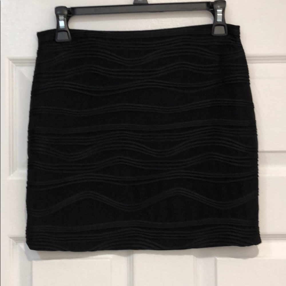 Wave skirt